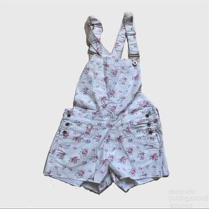 Overalls w/ Flower White Shorts High Rise SYBILLA